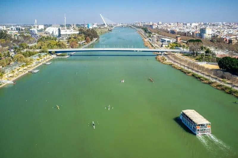 Bootsfahrten in Sevilla, Spanien